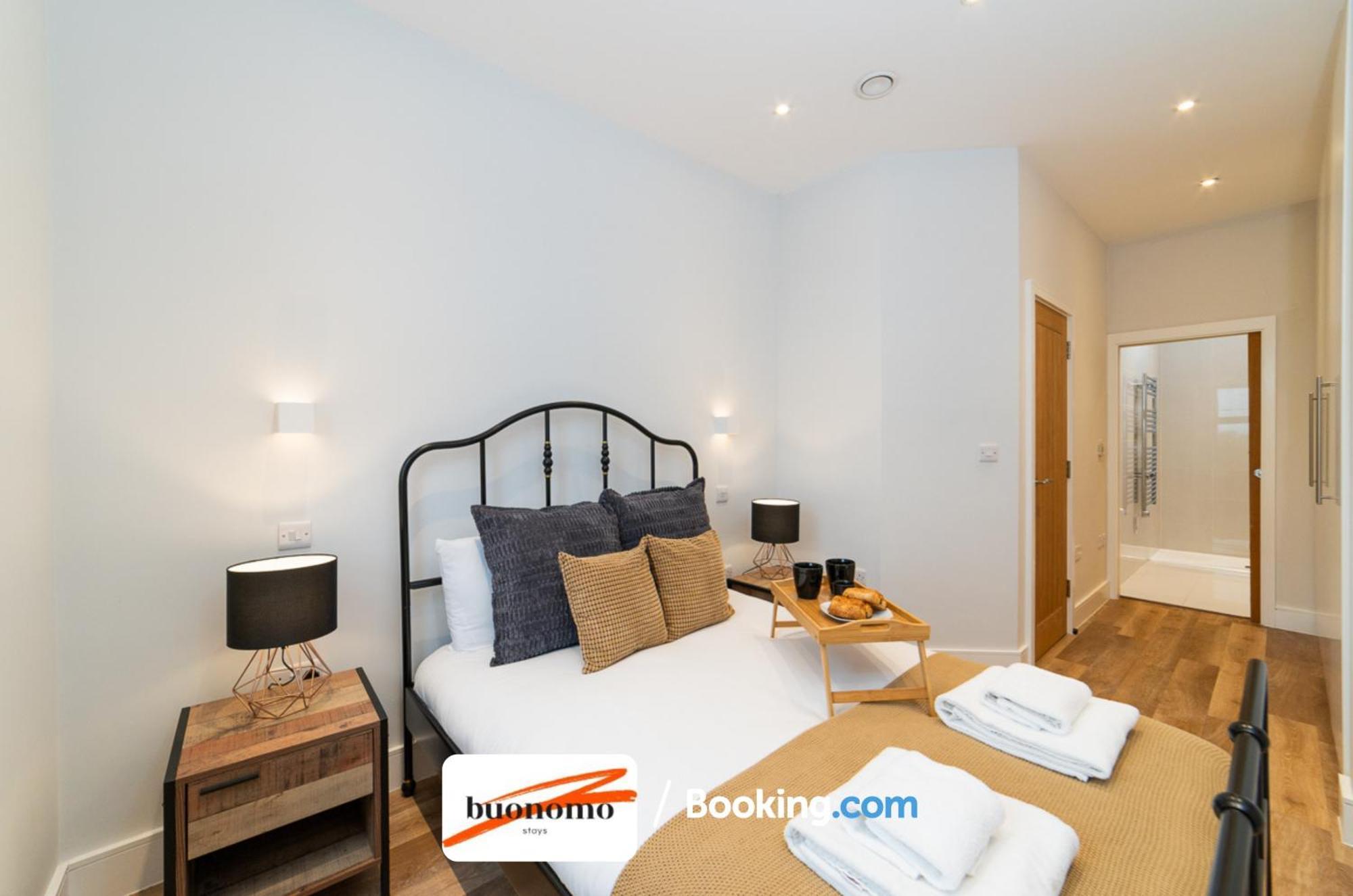 Two Bedroom Apartment At Buonomo Stays Short Lets & Serviced Accommodation Close To Wimbledon Tennis Courts Londra Dış mekan fotoğraf