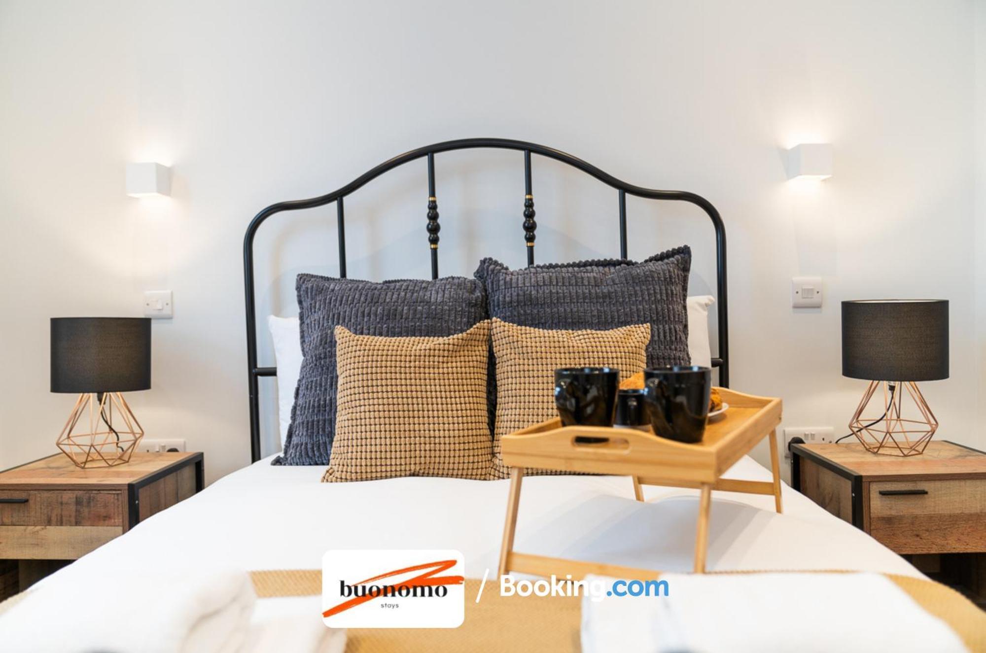 Two Bedroom Apartment At Buonomo Stays Short Lets & Serviced Accommodation Close To Wimbledon Tennis Courts Londra Dış mekan fotoğraf